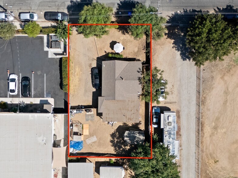 More Photos Of 10930 Limonite Ave, Jurupa Valley Land For Sale