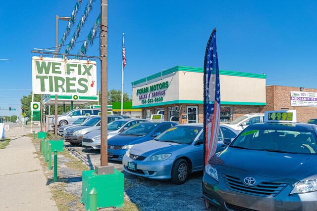 More Photos Of 7948 W 79th St, Bridgeview Auto Dealership For Sale