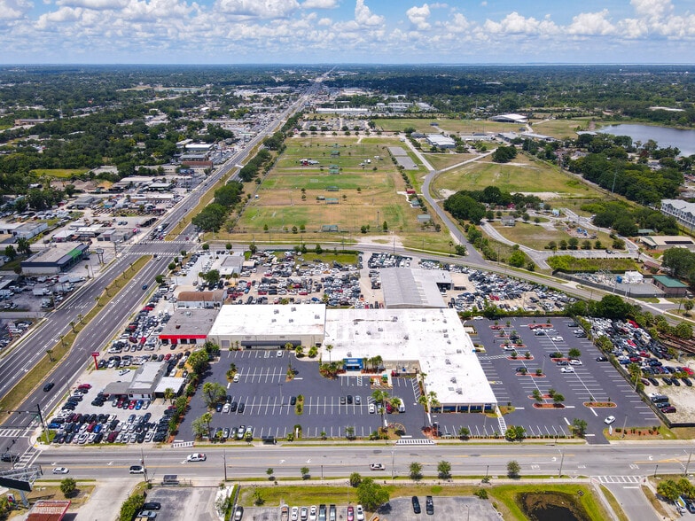 More Photos Of 800-840 Mercy Dr, Orlando Medical For Lease