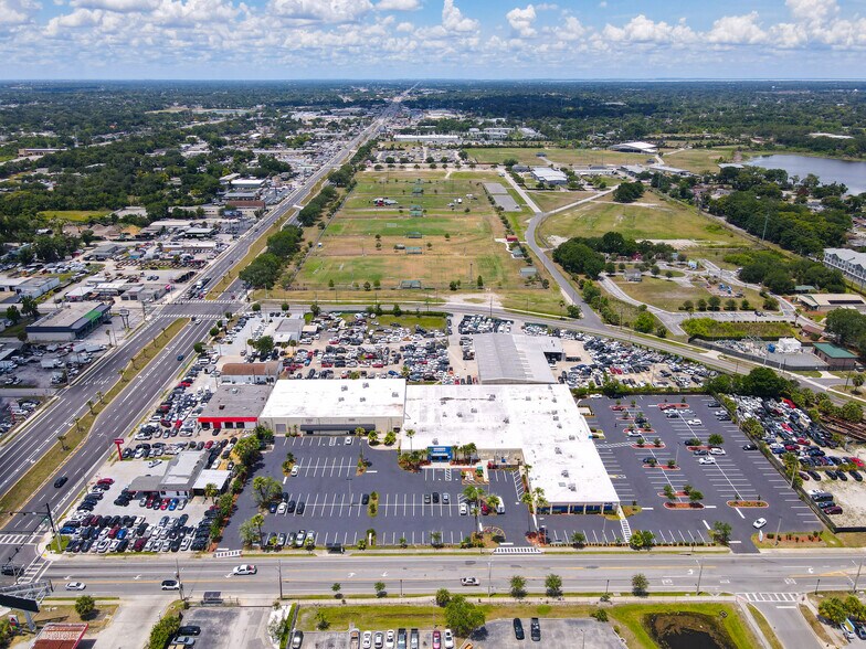 More Photos Of 800-840 Mercy Dr, Orlando Medical For Lease