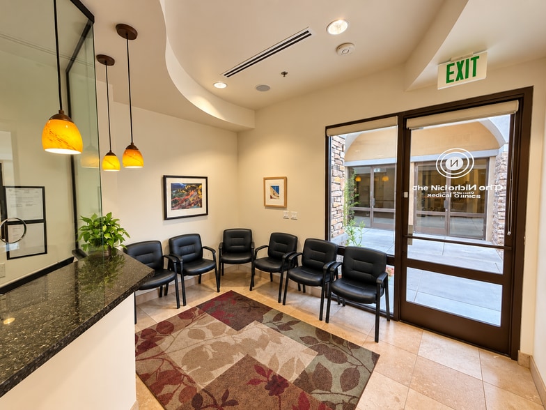 More Photos Of 9965 N 95th St, Scottsdale Medical For Sale