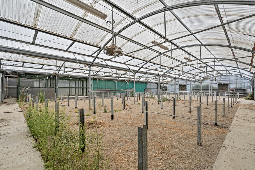 More Photos Of 48600 Via Vaquero, Temecula Industrial For Lease