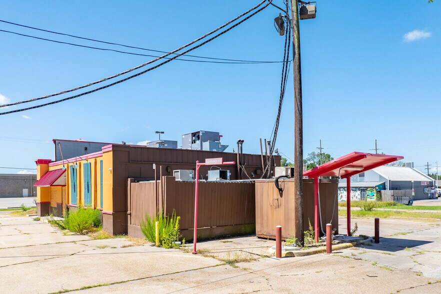 More Photos Of 1604 Link Ave, Orange Fast Food For Lease