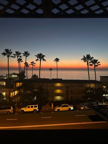 Primary Photo Of 653 Ramona Ave - Office/Live-Work, Laguna Beach Office For Lease