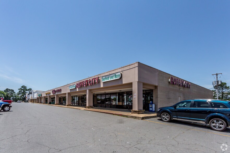 More Photos Of 1426-1528 Military Rd, Benton General Retail For Lease
