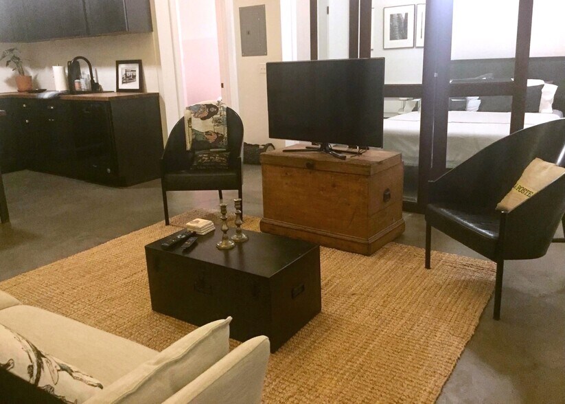 More Photos Of , Hudson General Retail For Sale