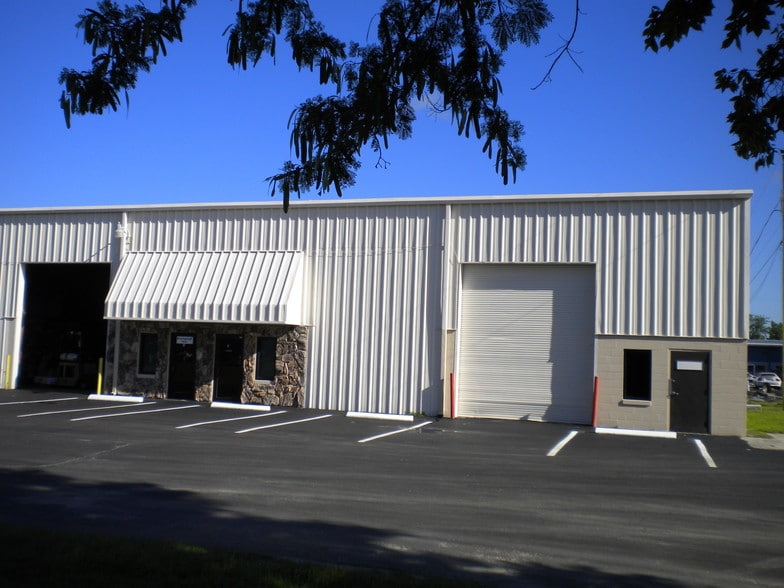 More Photos Of 1725 S Nova Rd, Daytona Beach Warehouse For Sale