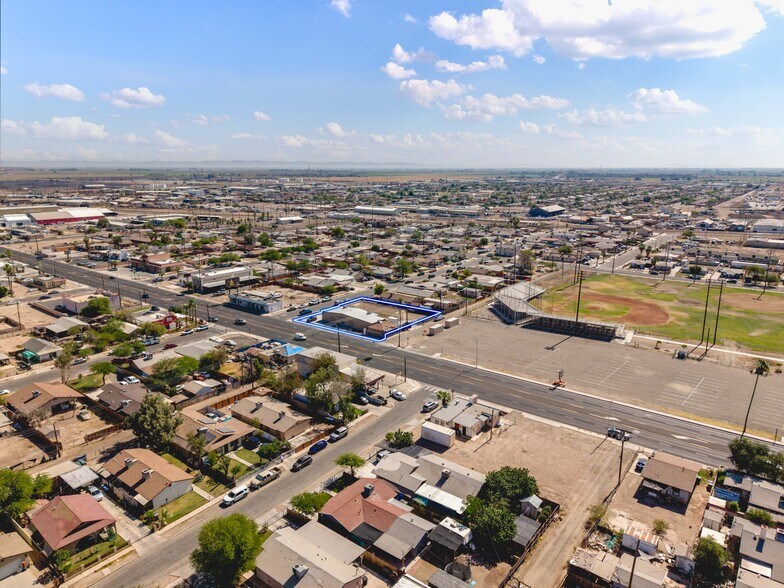 More Photos Of 817 S 4th St, El Centro Office For Sale