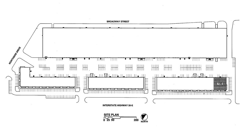 More Photos Of 1300 N Interstate 35E, Carrollton Showroom For Lease