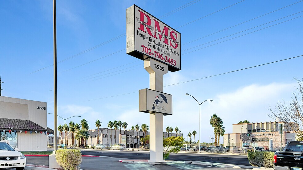 More Photos Of 3585 E Flamingo Rd, Las Vegas Loft Creative Space For Lease