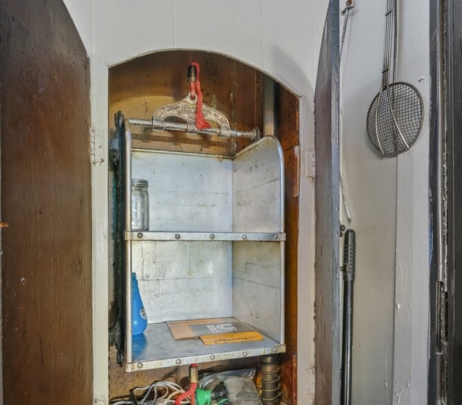 More Photos Of 5040 Lytle St, Pittsburgh Storefront Retail Residential For Sale