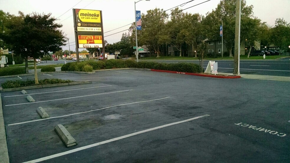More Photos Of 8690 Elk Grove Blvd, Elk Grove Unknown For Lease