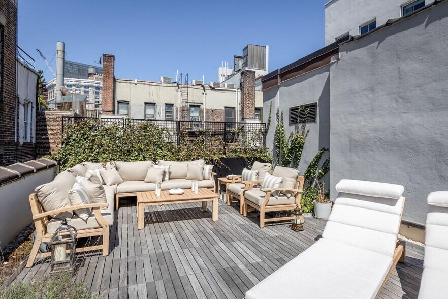 More Photos Of 416 W Broadway, New York Apartments For Sale