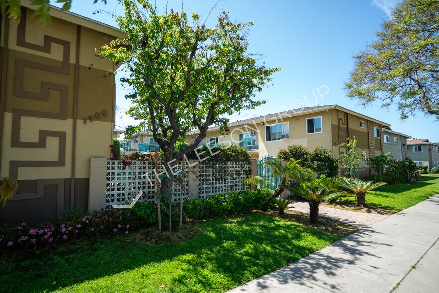 Primary Photo Of 1764 W Juno Ave, Anaheim Apartments For Sale