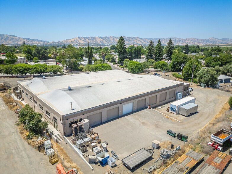 More Photos Of 723 Railroad Ave, Winters Warehouse For Lease