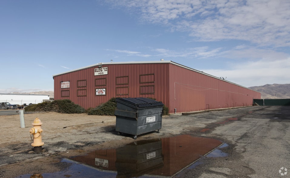 More Photos Of 14015 Pioneer Rd, Apple Valley Service For Lease