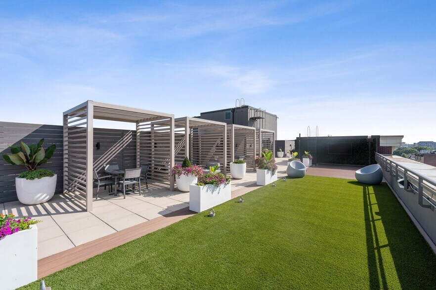 More Photos Of 1425 P St NW, Washington Apartments For Lease