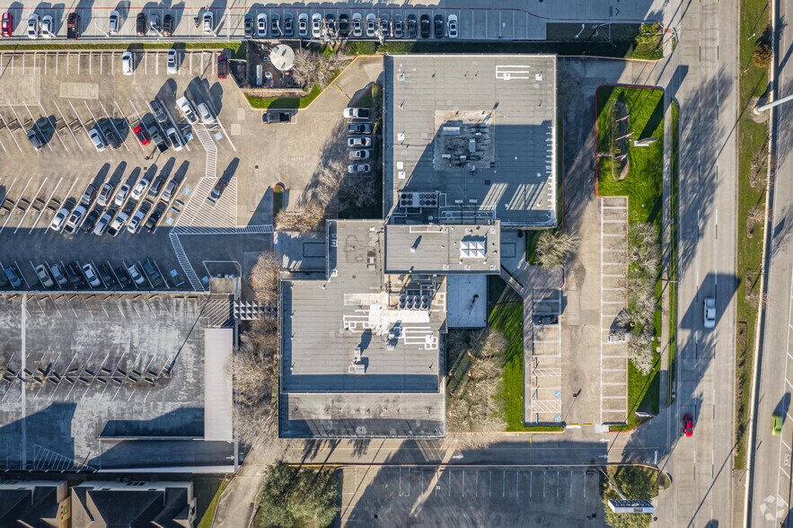 More Photos Of 15915 Katy Fwy, Houston Office For Lease