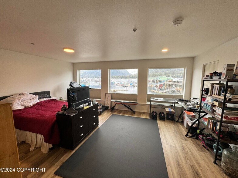 More Photos Of 22 S Sing Lee Aly, Petersburg Apartments For Sale