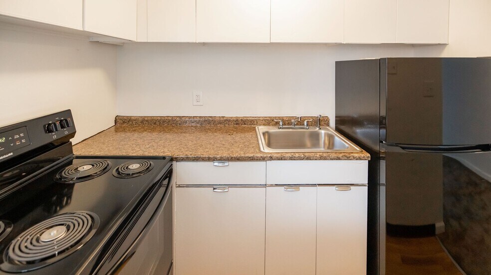 More Photos Of 1005-1015 Willowbrook Dr, Greensburg Apartments For Sale
