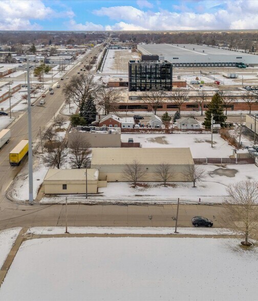More Photos Of 12525 E 9 Mile Rd, Warren Warehouse For Sale