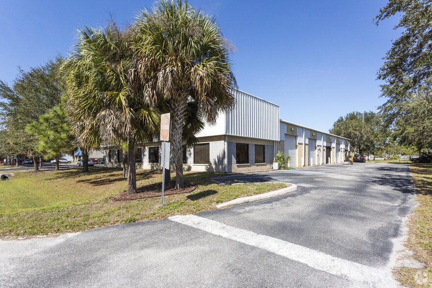 More Photos Of 8141 Blaikie Ct, Sarasota Warehouse For Lease