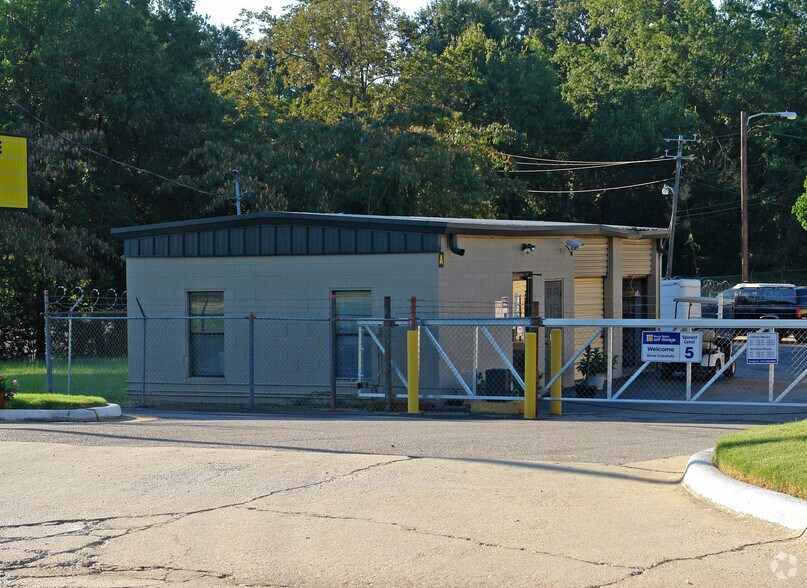 Primary Photo Of 2632 Spruce St, Montgomery Self Storage For Lease