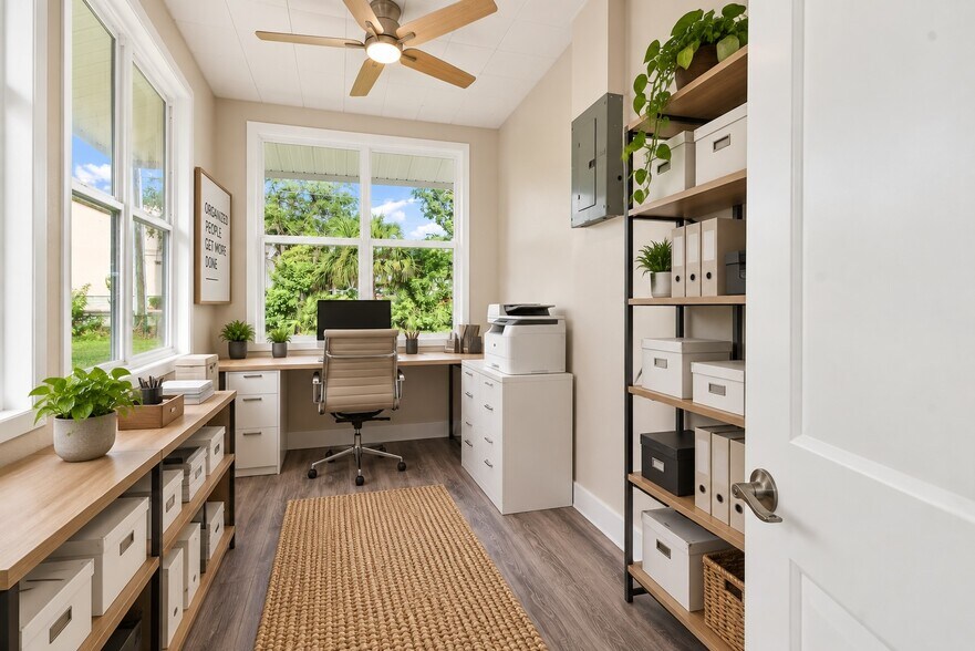 More Photos Of 112 E Martin Luther King Jr Dr, Tarpon Springs Office For Sale