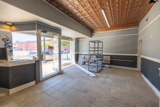 More Photos Of 211 N Pruett St, Paragould Flex For Sale