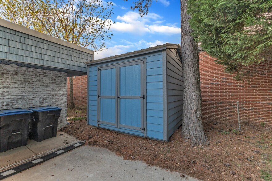 More Photos Of 141 E Main St, Youngsville Medical For Sale