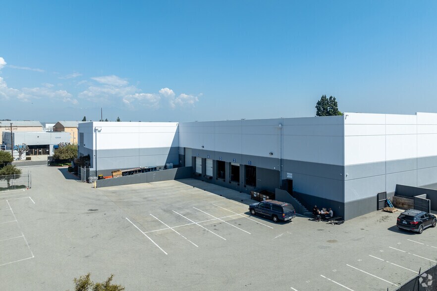 More Photos Of 13001 Temple Ave, City of Industry Warehouse For Lease