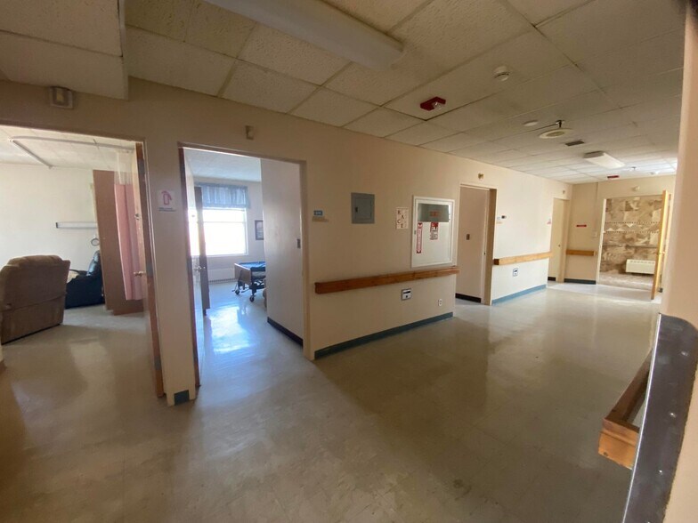 More Photos Of 25 Ewing St, Helena Medical For Sale