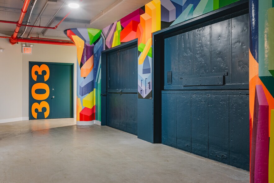 More Photos Of 236-276 Greenpoint Ave, Brooklyn Unknown For Lease