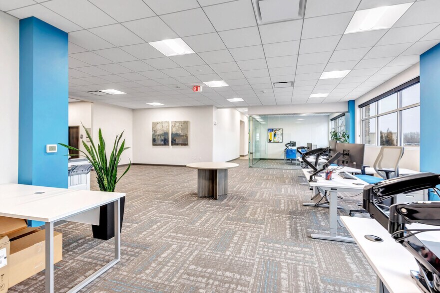 More Photos Of 3450 Packerland Dr, De Pere Medical For Lease