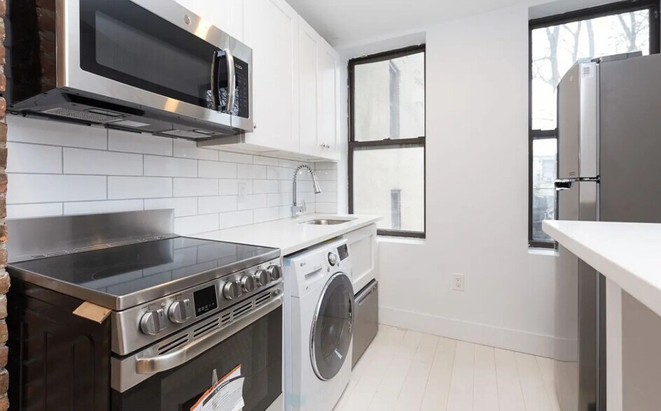 More Photos Of 317 E 5th St, New York Apartments For Lease