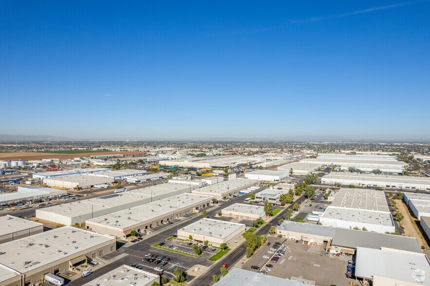 More Photos Of 230 N 48th Ave, Phoenix Manufacturing For Lease