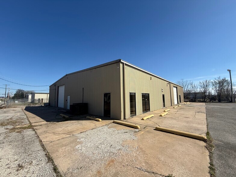 More Photos Of 4635 S 100th East Ave, Tulsa Manufacturing For Sale