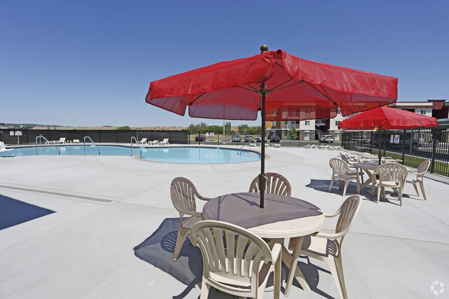More Photos Of 215 University Dr, Richland Apartments For Sale