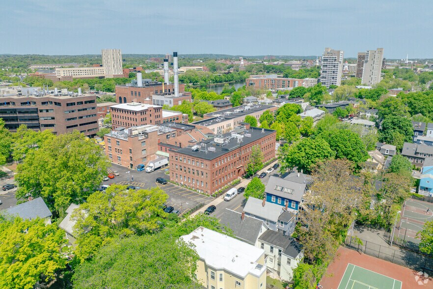 More Photos Of 237 Putnam Ave, Cambridge Office For Lease