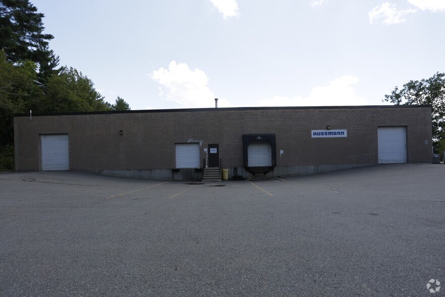 More Photos Of 10 Industrial Way, Salem Warehouse For Lease