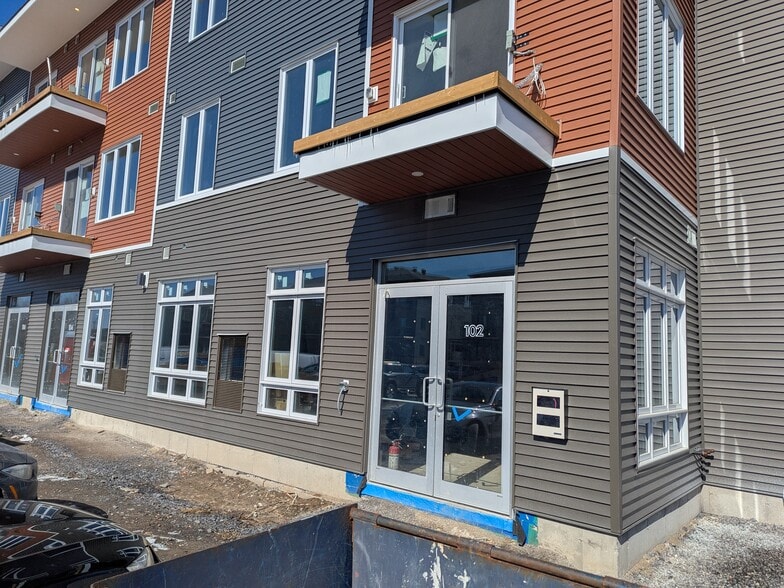 More Photos Of 2370 Tenth Line Rd, Ottawa Flex For Lease
