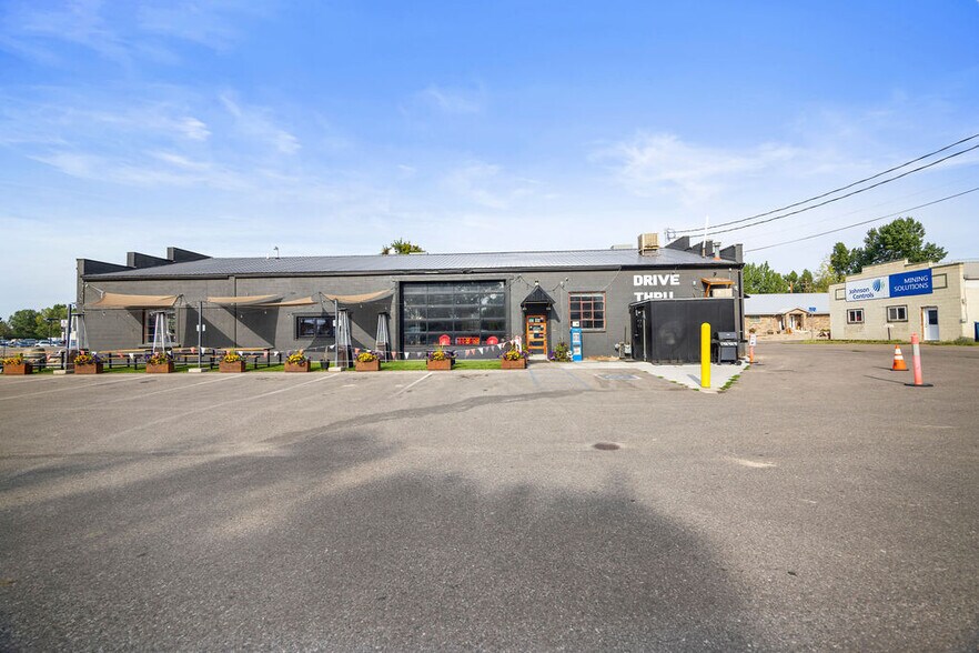 More Photos Of 1589 W Victory Way, Craig Flex For Sale