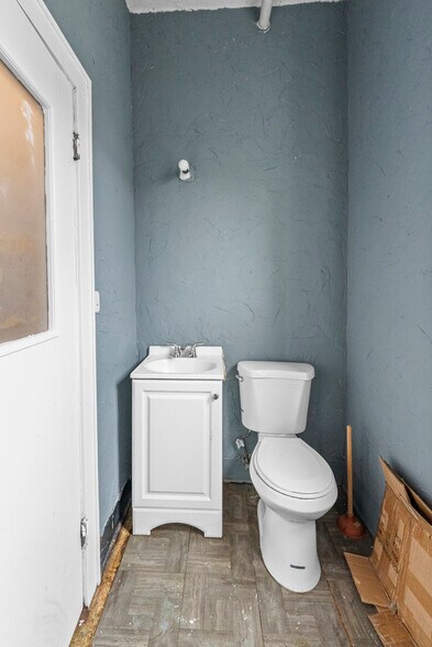 More Photos Of 335 Passaic Ave, Nutley Storefront Retail Residential For Sale