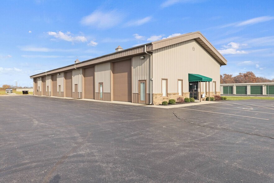 Primary Photo Of 3830 S Charleston Pike, Springfield Self Storage For Lease