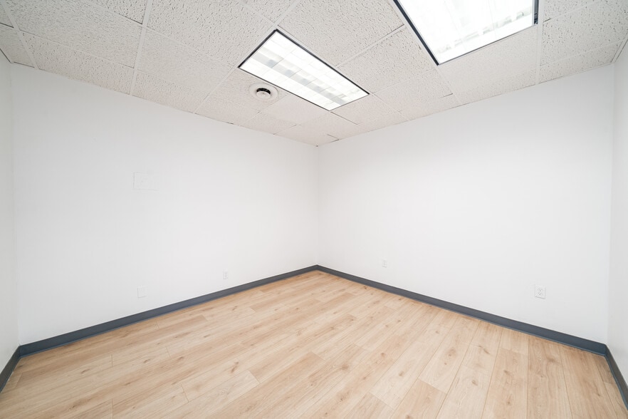 More Photos Of 3600 Bergenline Ave, Union City Storefront Retail Office For Lease