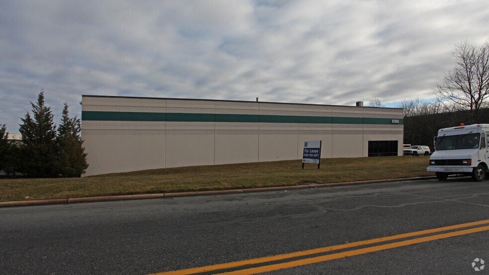 More Photos Of 8306 Patuxent Range Rd, Jessup Warehouse For Lease