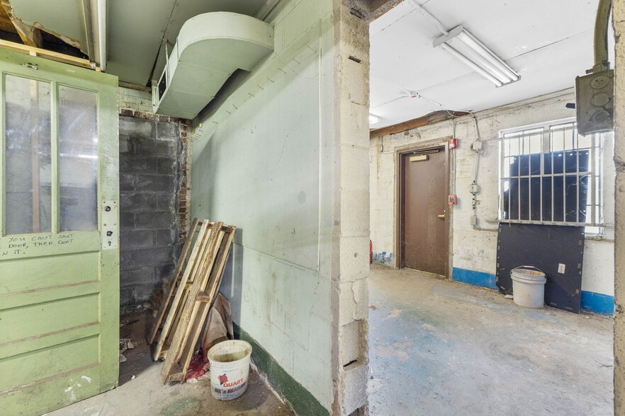 More Photos Of 600 E Magnolia, Knoxville Warehouse For Sale