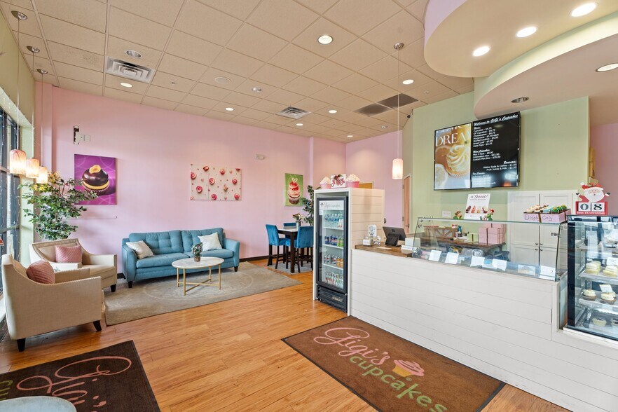 More Photos Of 203-205 S Stratford Rd, Winston-Salem Freestanding For Lease