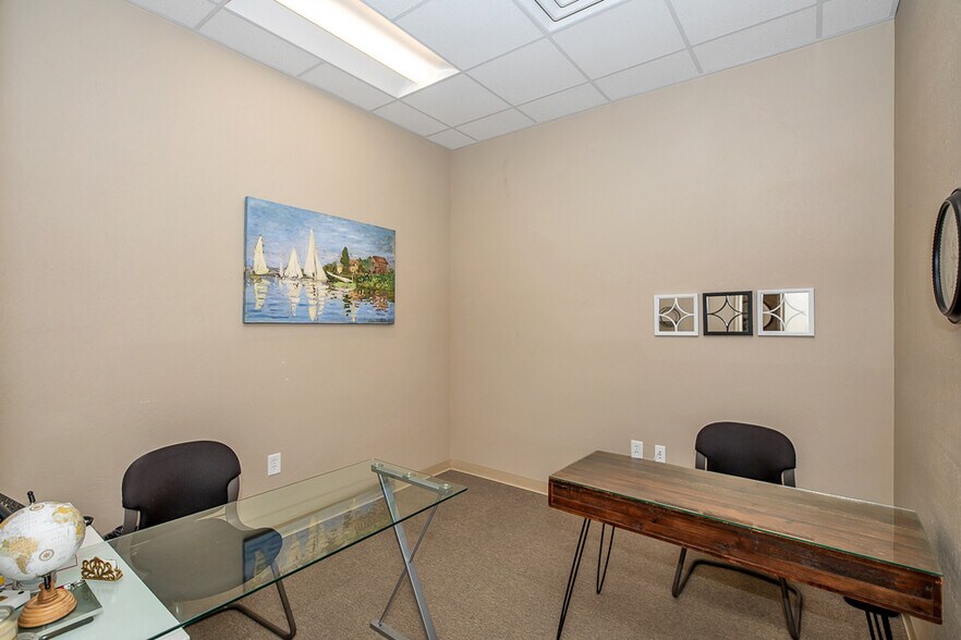 More Photos Of 11375 S Fortuna Rd, Yuma Storefront Retail Office For Sale