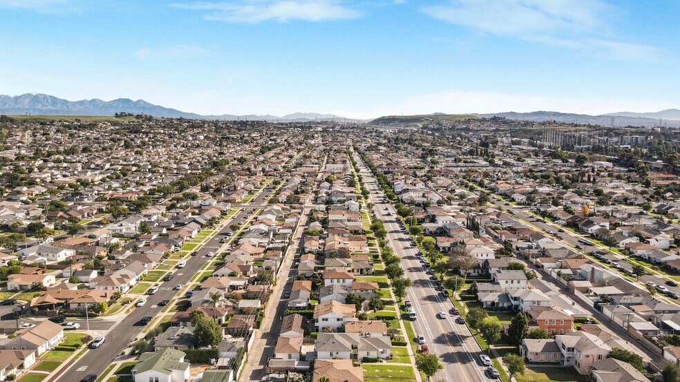 More Photos Of 661 W Riggin St, Monterey Park Apartments For Sale